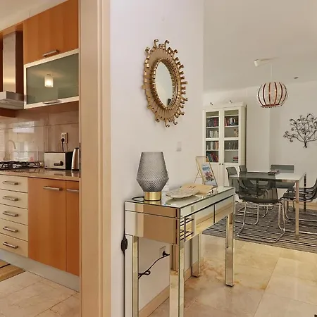 Baia I - And Rest サン・マルティーニョ・ド・ポルト